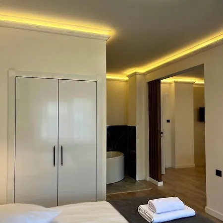 Golden Life شقة فندقية