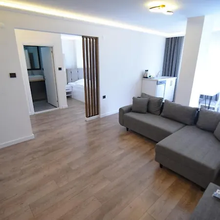 Golden Life شقة فندقية