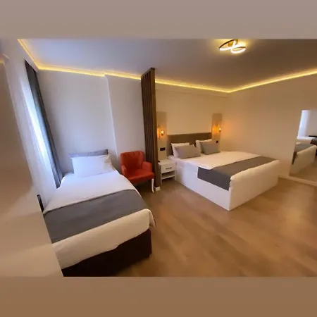 Golden Life Apartahotel