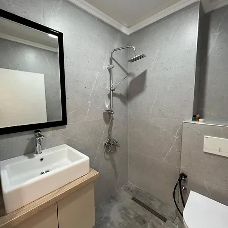 Golden Life Aparthotel