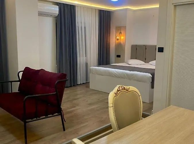 Golden Life ترابزون