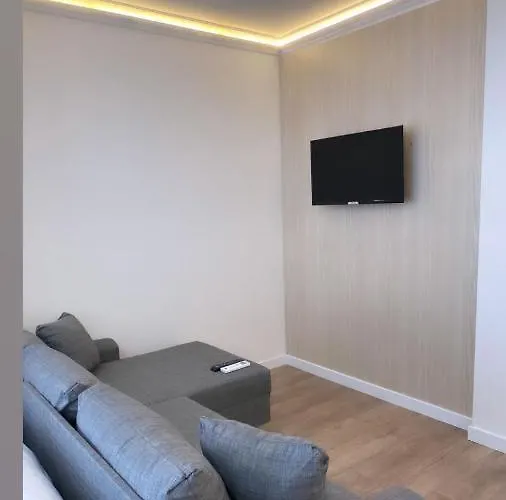 Golden Life Aparthotel