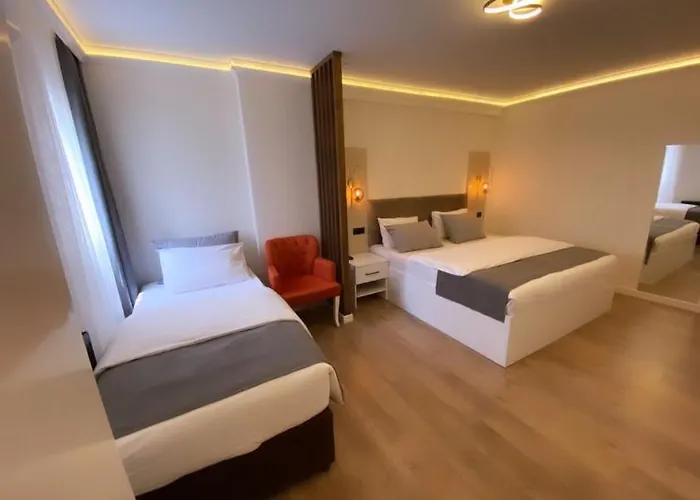 Golden Life Aparthotel