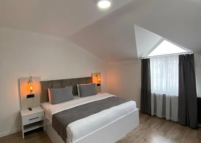 Aparthotel Golden Life *