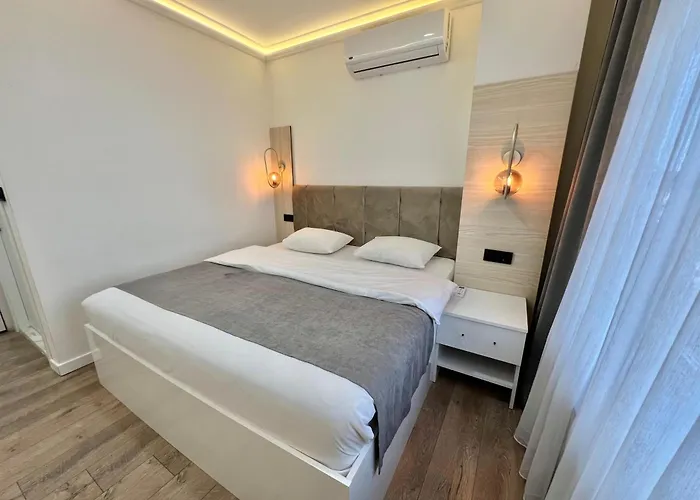 Aparthotel Golden Life *