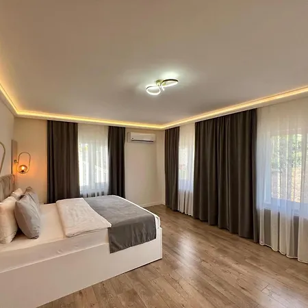 Golden Life 公寓式酒店 特拉布宗