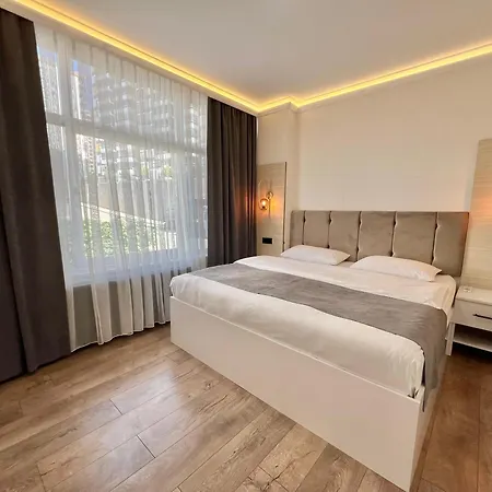 Golden Life Apart-hotel