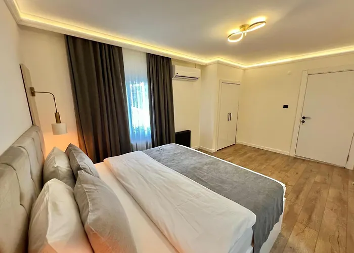 Golden Life Aparthotel *